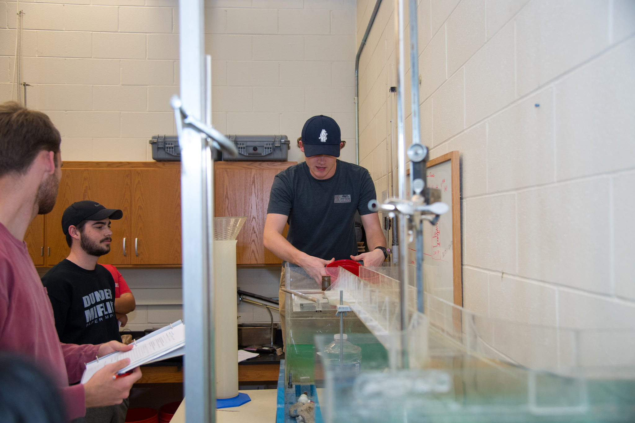 Students Working in the Hydraulics